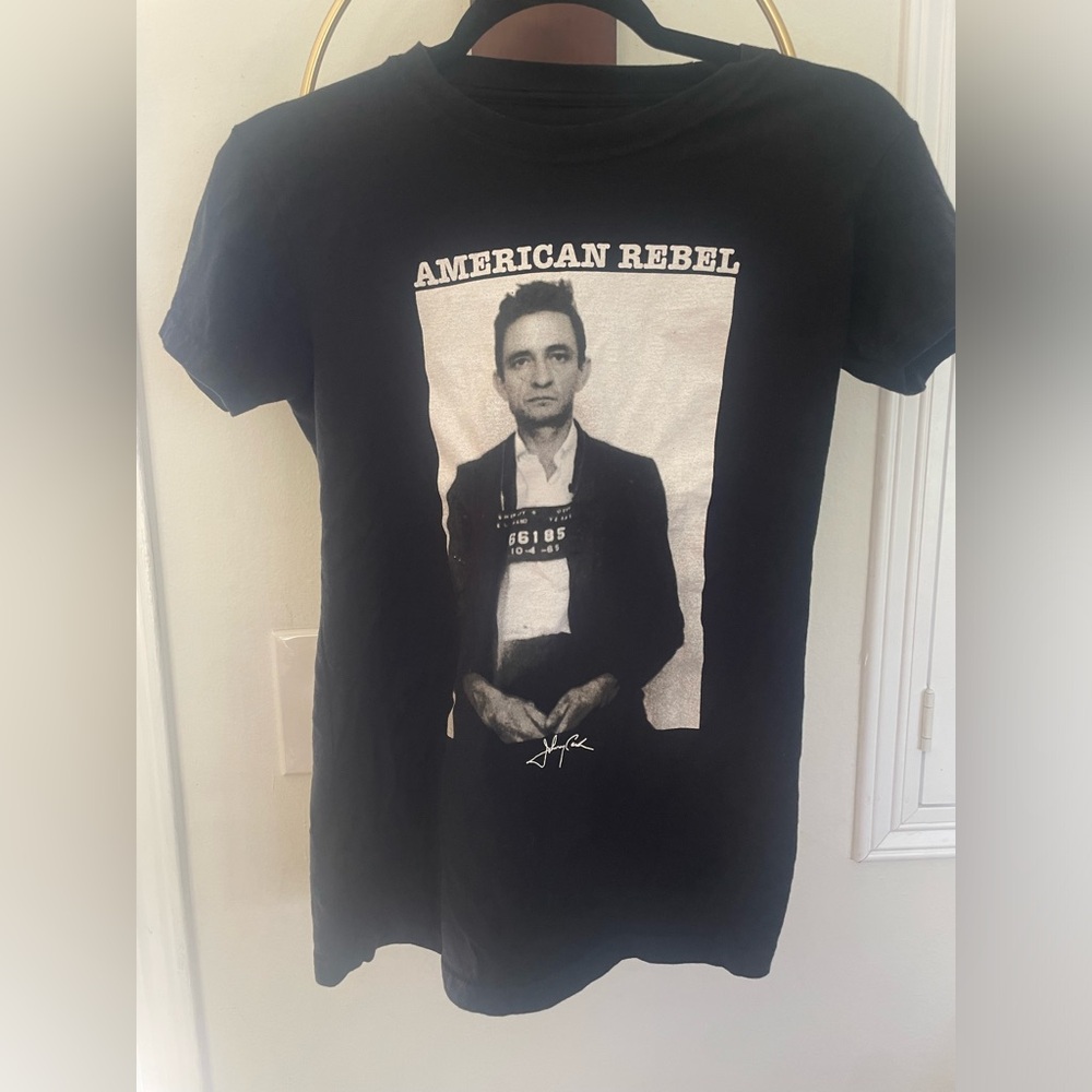 Ash Black Graphic Tee with 'American Rebel' Johnny Cash Print